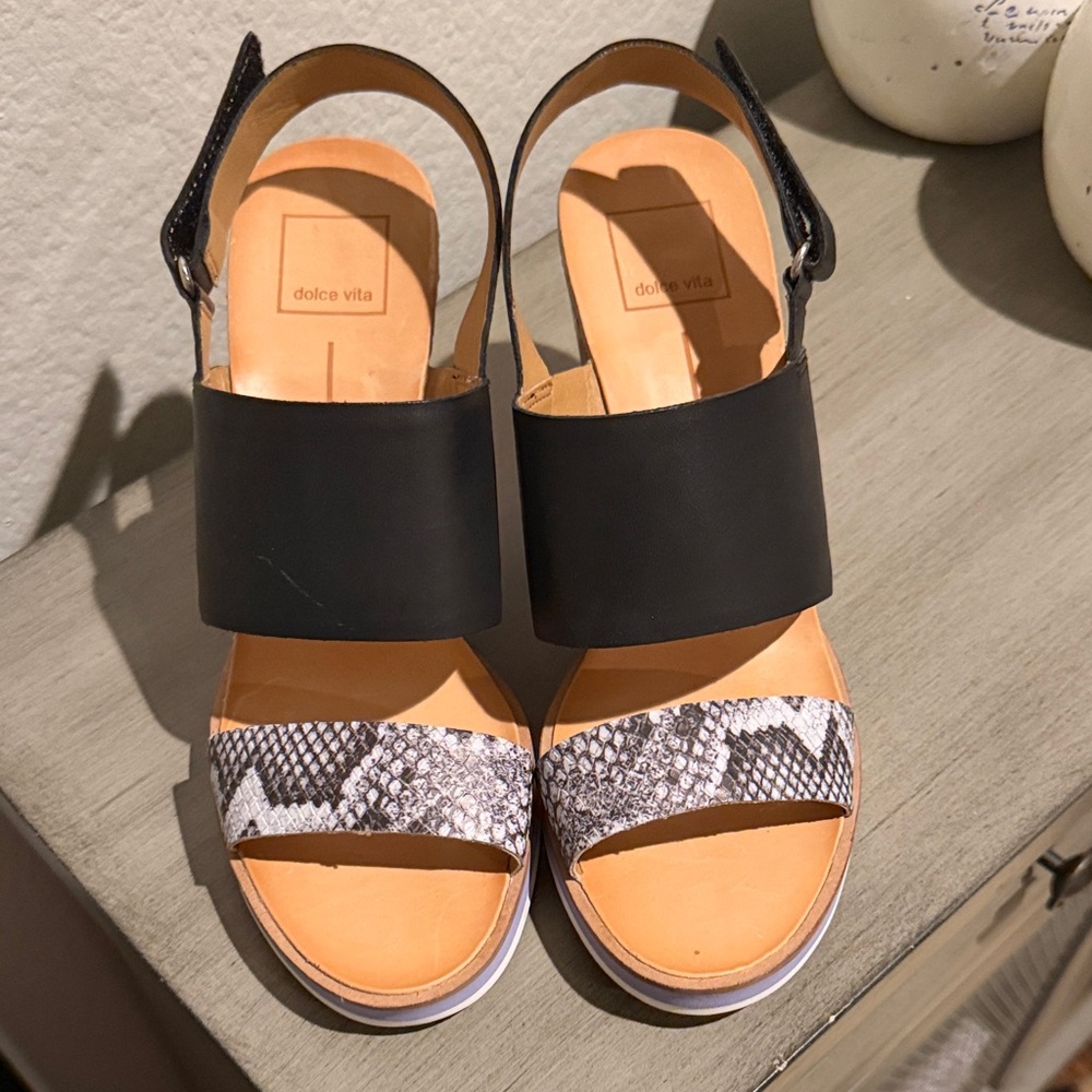 Dolce Vita Black and Snake Print Sandals (LIKE NEW WORN ONCE)